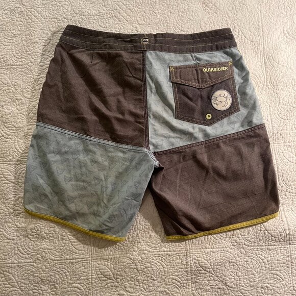 Quiksilver Board Shorts – Patchwork Gray/Blue with Yellow Trim (Size 32) - Picture 2 of 5